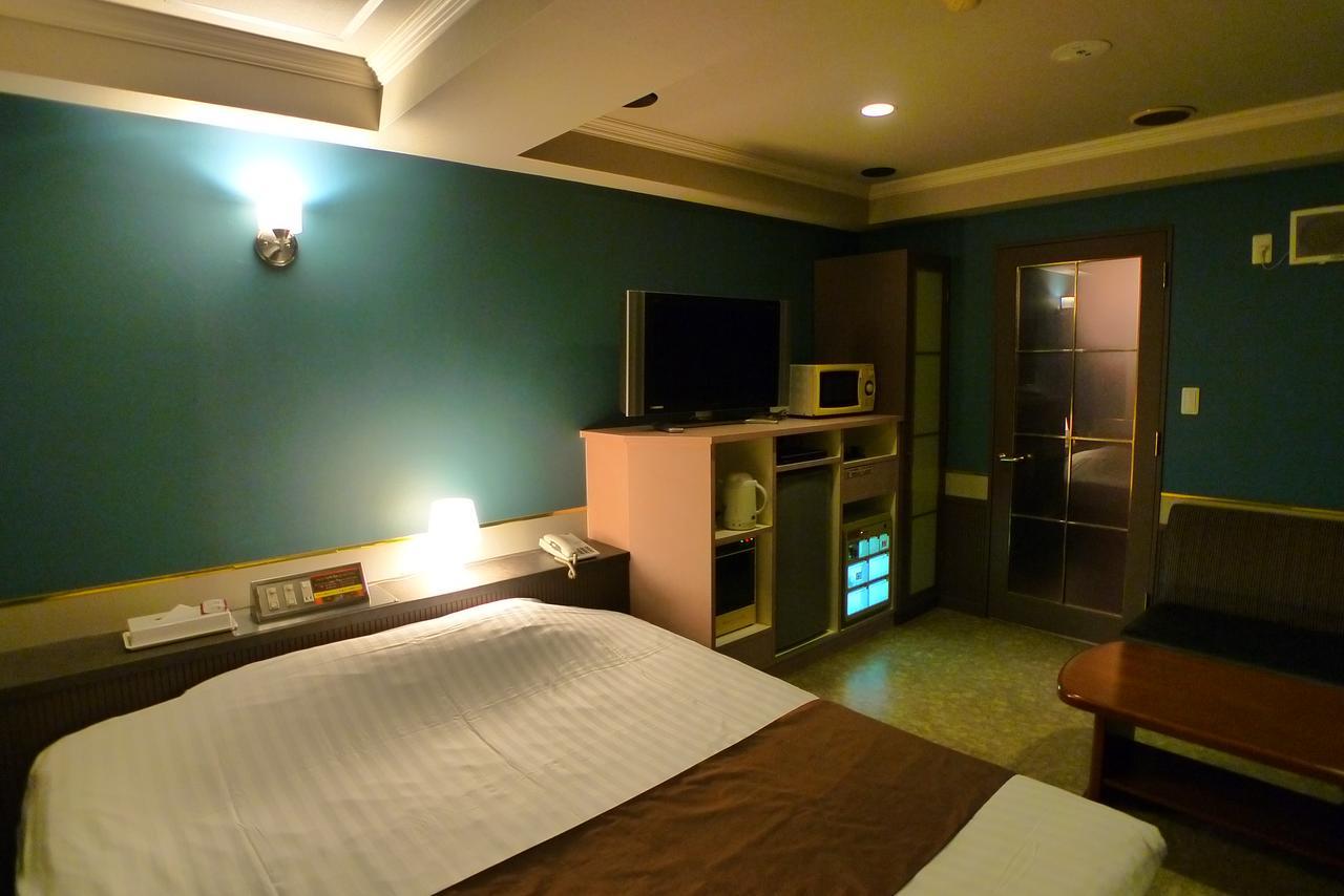 Hotel Golf III Atsugi (Adults Only) Eksteriør bilde